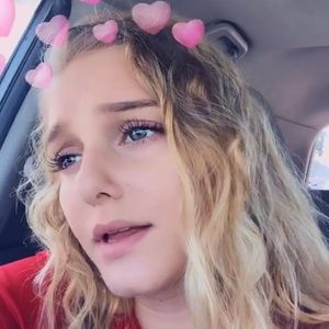 Meet your Posher, Paige